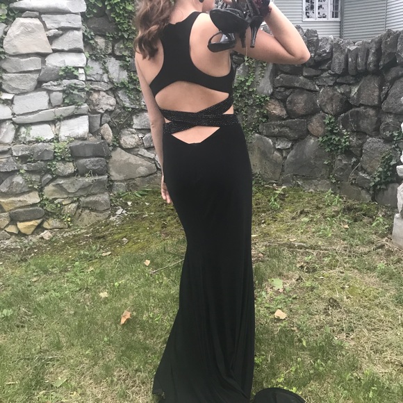 PROM DRESS - Picture 2 of 3